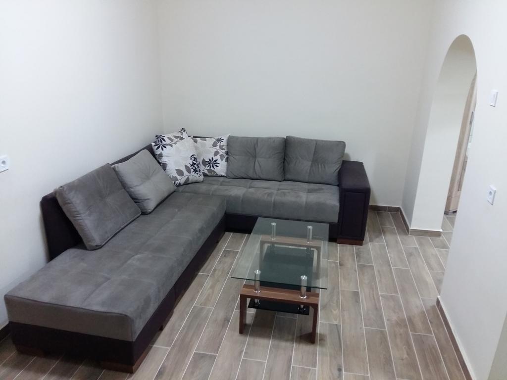 Apartment Radovan Rijeka Crnojevića Kültér fotó